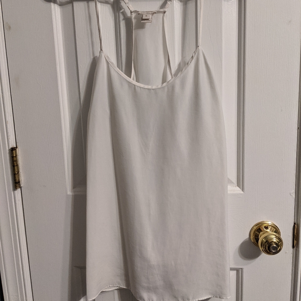 White tank